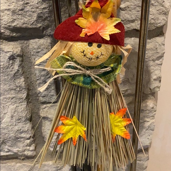 Scarecrow Broom💕